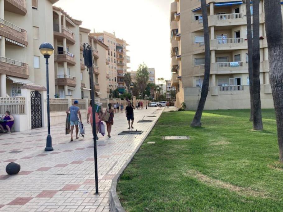Apartamento Playamar Торремолинос Экстерьер фото